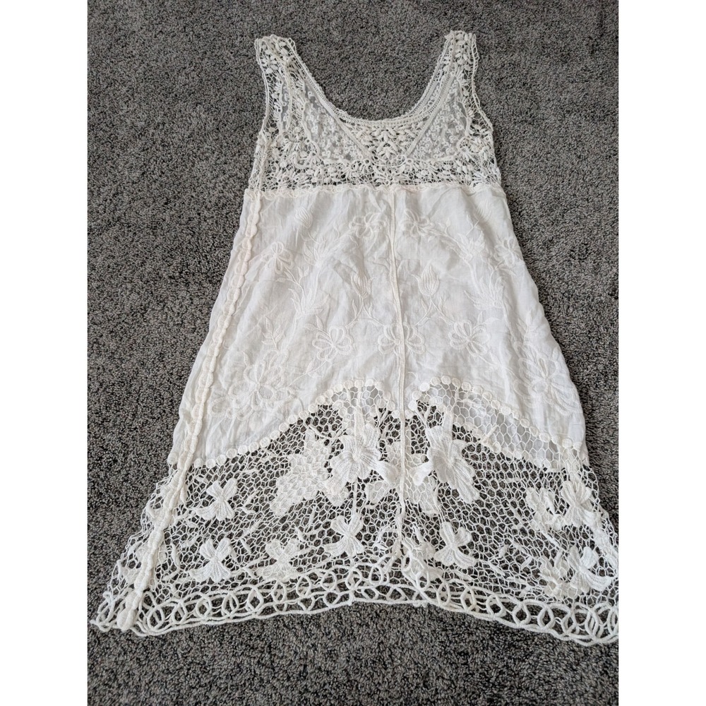 Solitaire by Ravi Khosla Ivory Cotton Crochet Lace Floral Embroidered Tunic Top